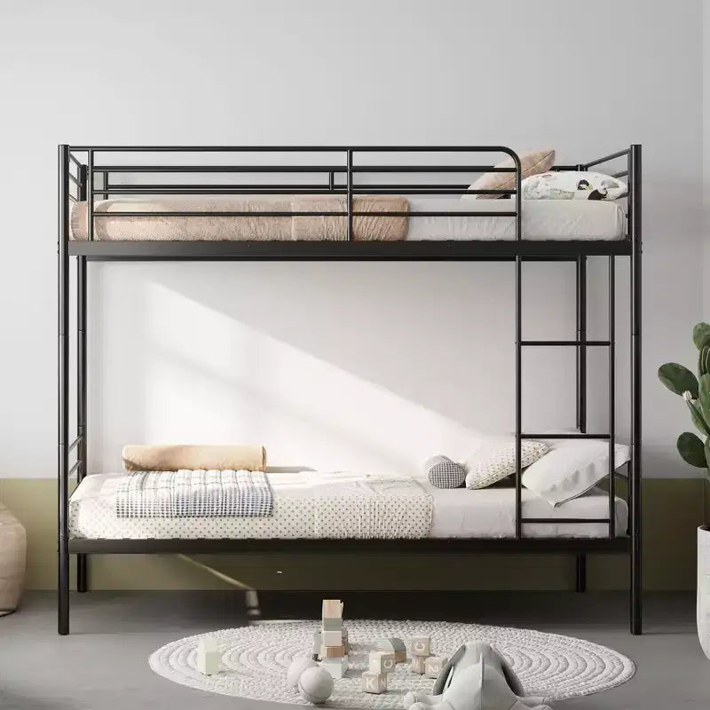 Letto a castello in metallo resistente Okak Twin Size con scalette e sponda alta, struttura letto contemporanea per camera da letto, appartamenti