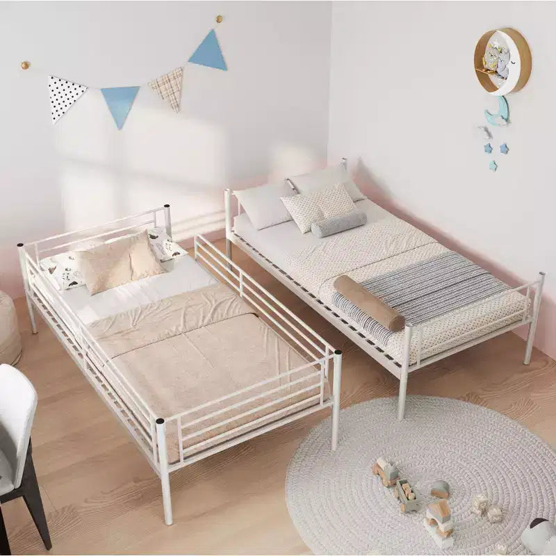 Letto a castello in metallo resistente Okak Twin Size con scalette e sponda alta, struttura letto contemporanea per camera da letto, appartamenti