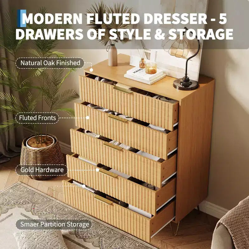 Comò moderno a 5 cassetti, altezza 121 cm, rovere naturale, maniglie oro, portata superiore 90 kg, antiribaltamento, impermeabile, contenitore di design per camera da letto/corridoio