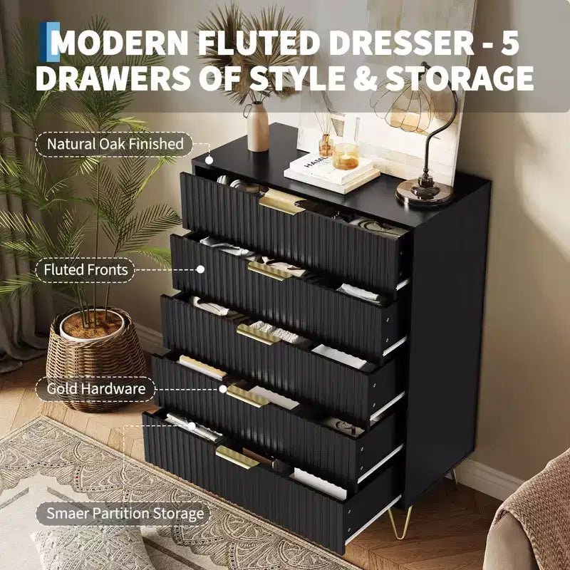 Comò moderno a 5 cassetti, altezza 121 cm, rovere naturale, maniglie oro, portata superiore 90 kg, antiribaltamento, impermeabile, contenitore di design per camera da letto/corridoio