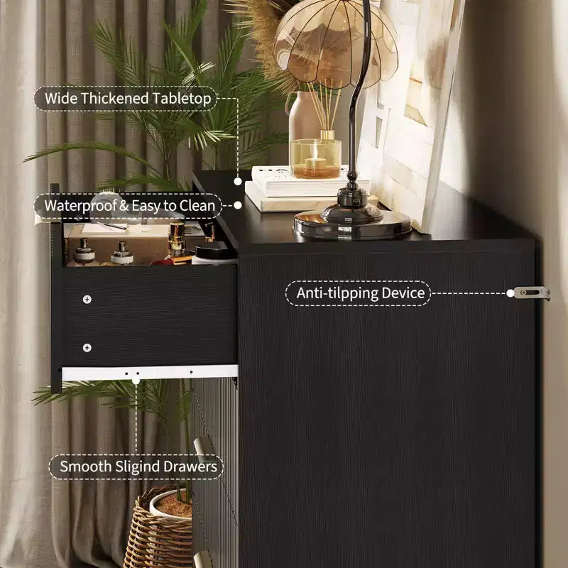 Comò moderno a 5 cassetti, altezza 121 cm, rovere naturale, maniglie oro, portata superiore 90 kg, antiribaltamento, impermeabile, contenitore di design per camera da letto/corridoio