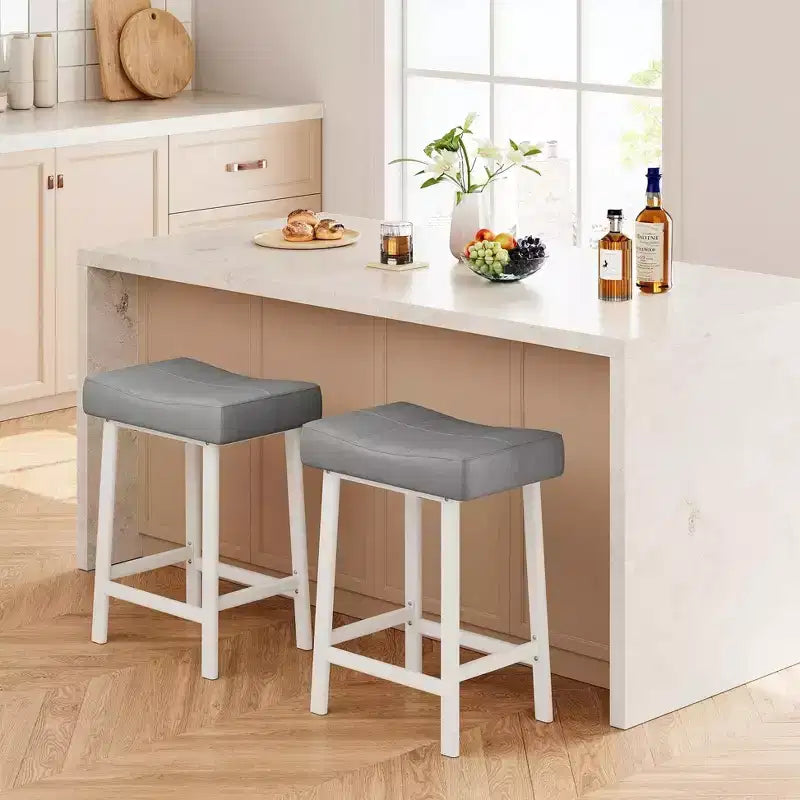 Sgabelli da Bar Altezza Bancone Set da 2, Sgabelli da Bar in Pelle PU con Robuste Gambe in Metallo, Sgabelli da Colazione con Sedile a Sella Spesso